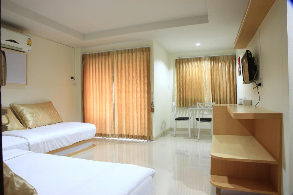 Baan Sanpoom Hotel Фитсанулок Стая снимка