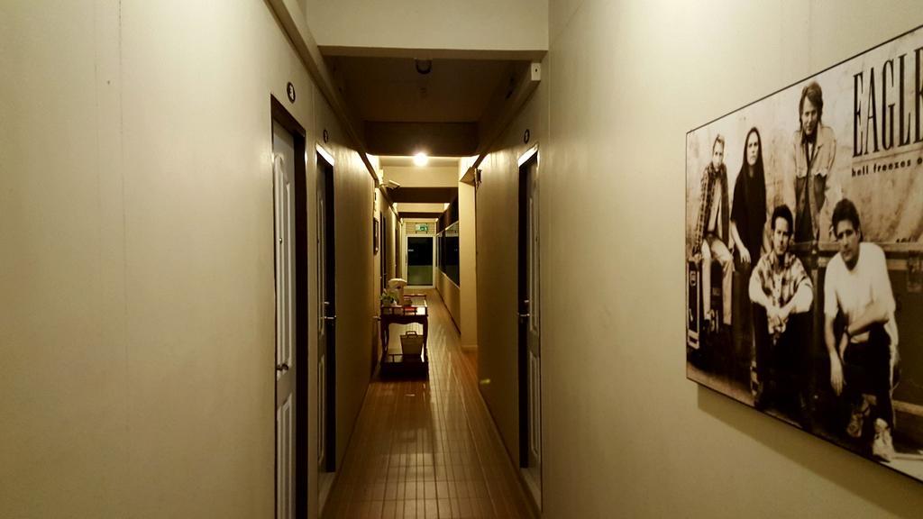 Baan Sanpoom Hotel Фитсанулок Екстериор снимка